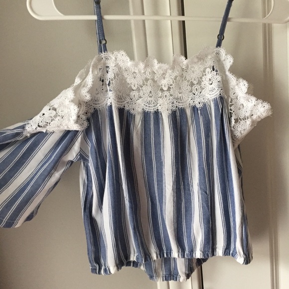 LIKE NEW blue and white off the shoulder crop top - Picture 2 of 8